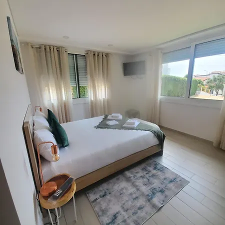 Ribeiro Guest house Vila Praia de Ancora
